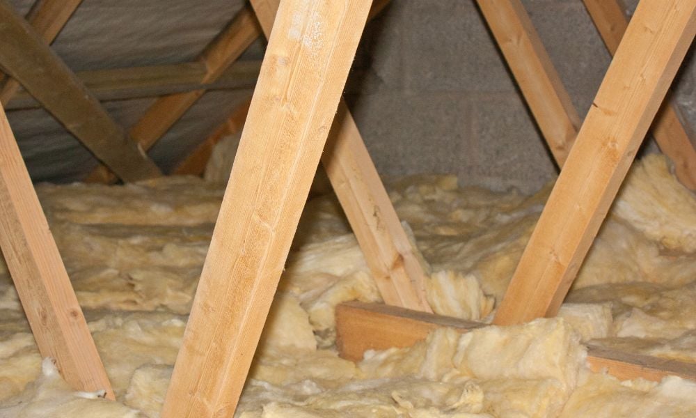 Dos and Don&rsquo;ts for Re-Insulating Your Attic