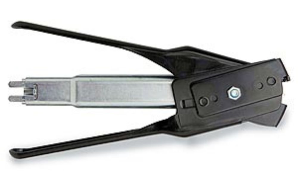 Tips for Using Hog Ring Pliers To Close Sausage Casings