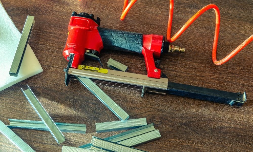 How To Choose the Correct Staple Leg Length